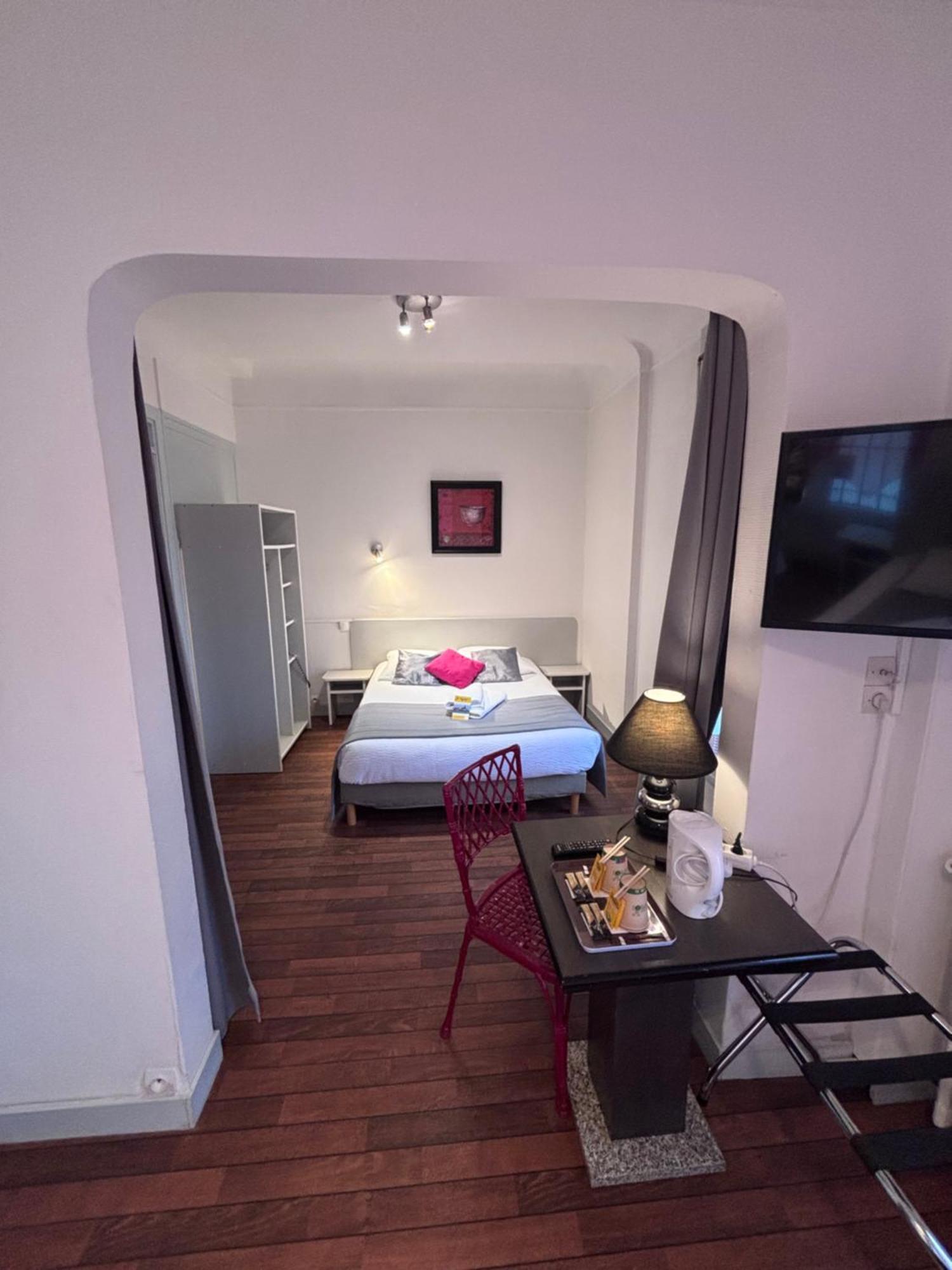 Hotel Crystal 2*